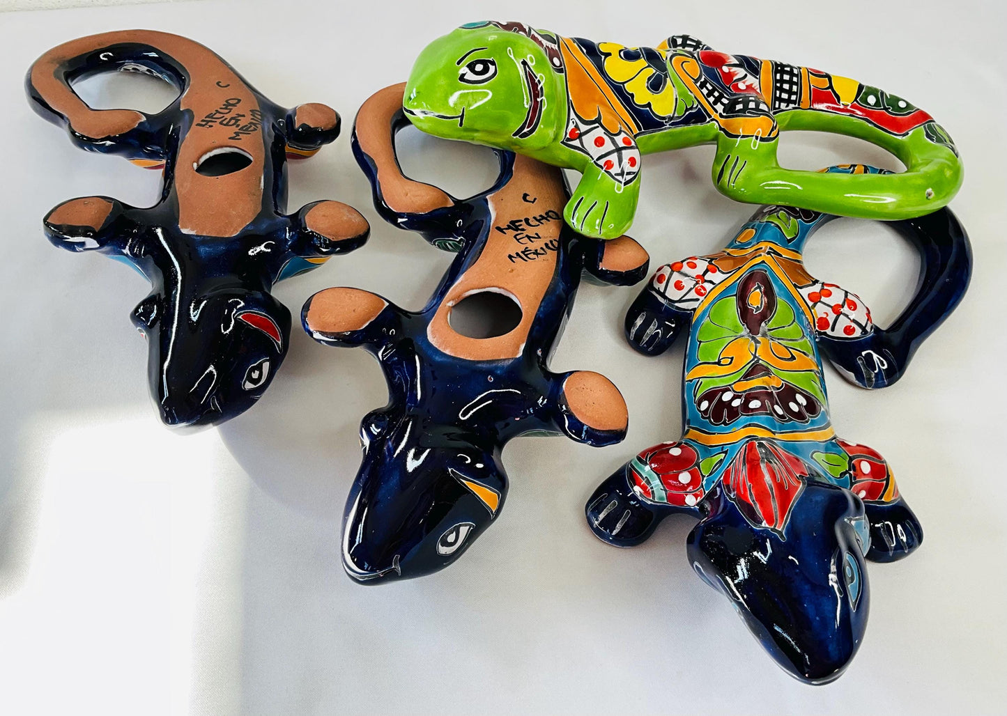 Talavera Iguana Wall Decor: Mexican Folk Art, 13 inch