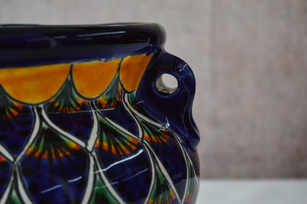 Peacock flowerpot