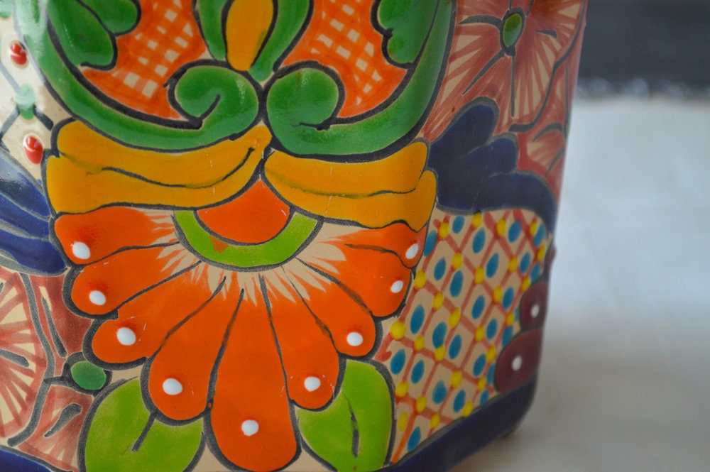 Talavera pot Hexagonal