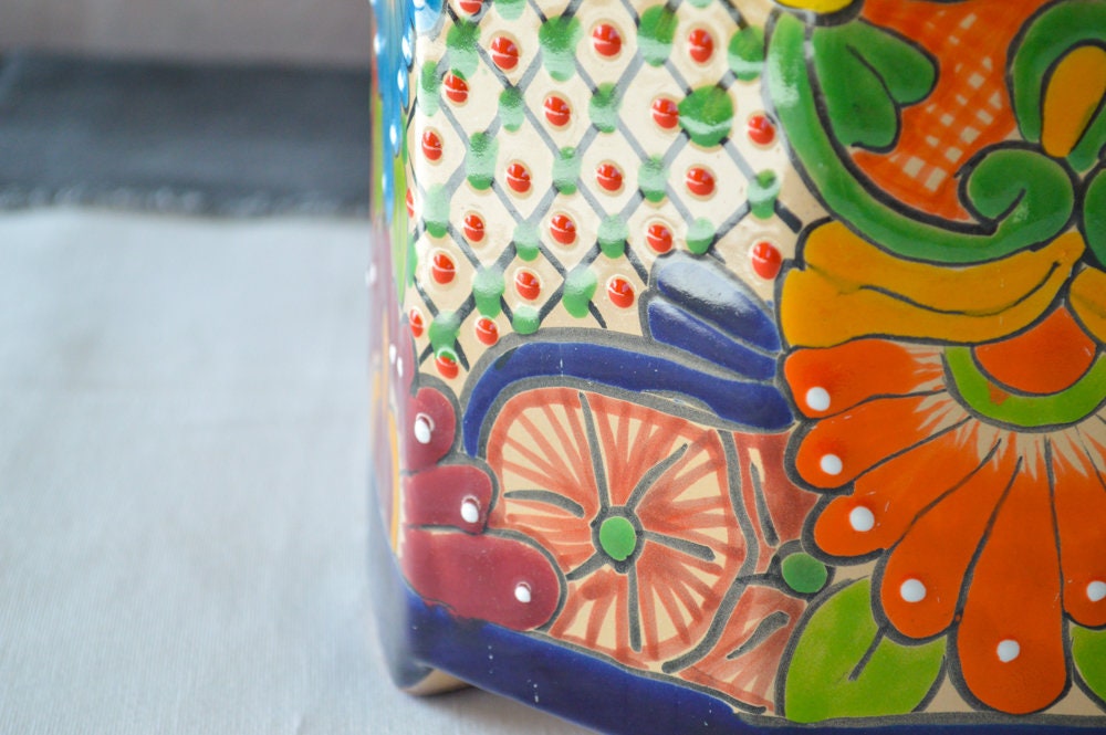 Talavera pot Hexagonal