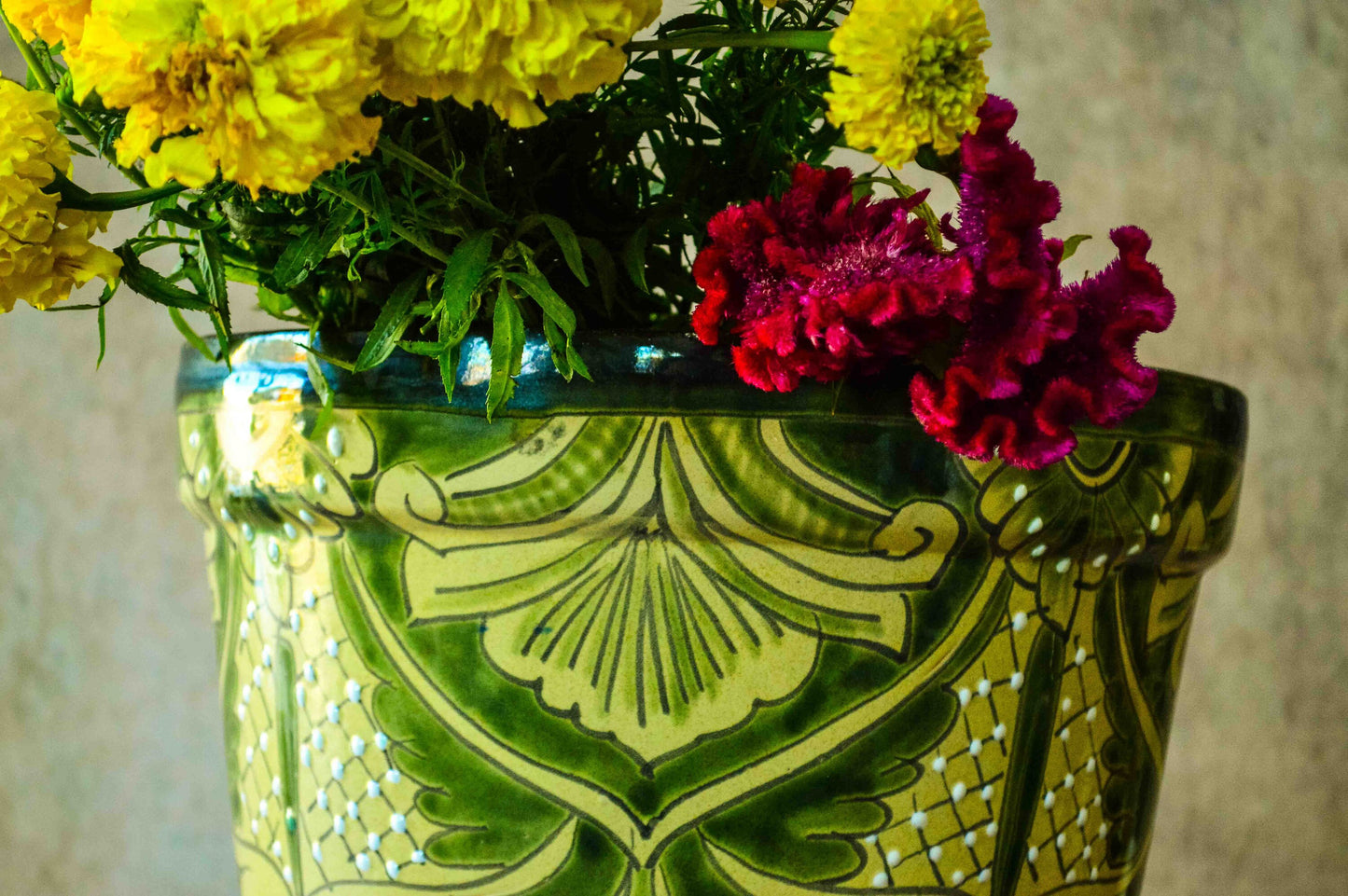 Talavera colorful Pot