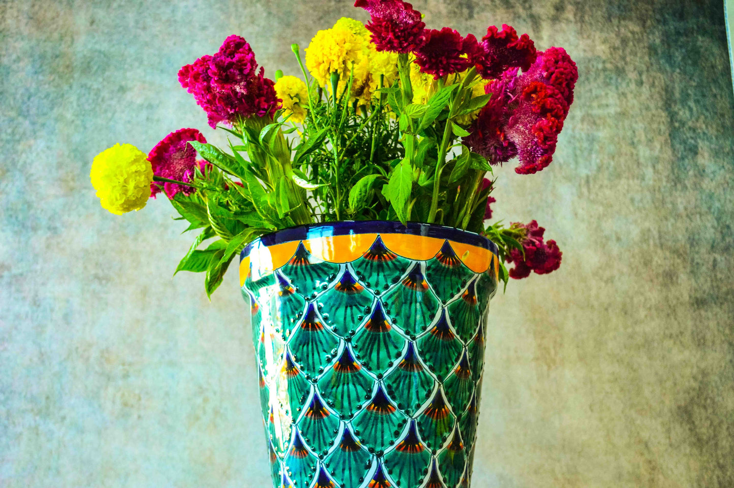 Talavera GREEN PEACOCK Pot