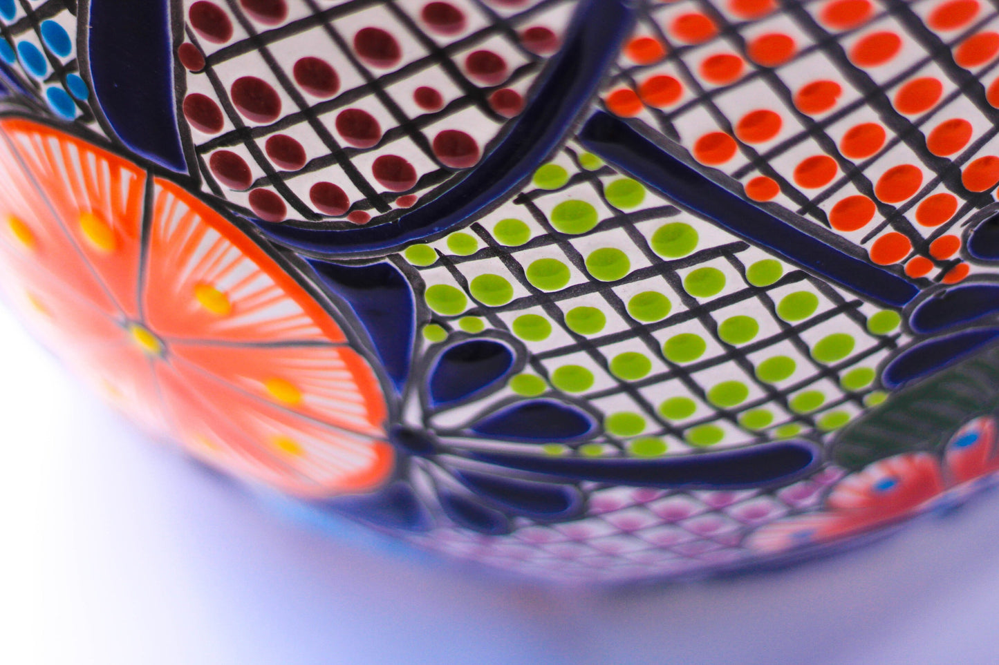 TALAVERA Bell shaped pot