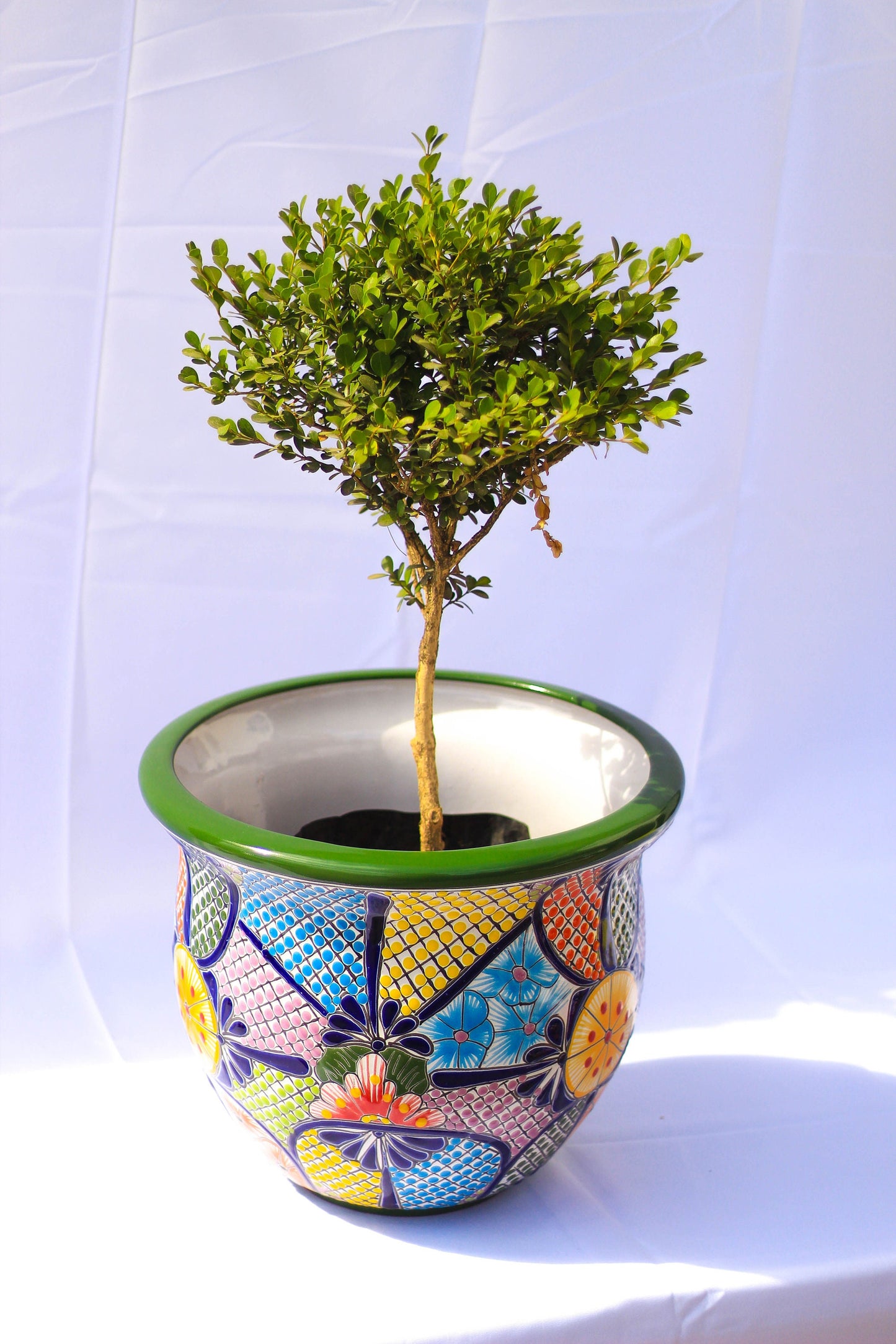 TALAVERA Bell shaped pot