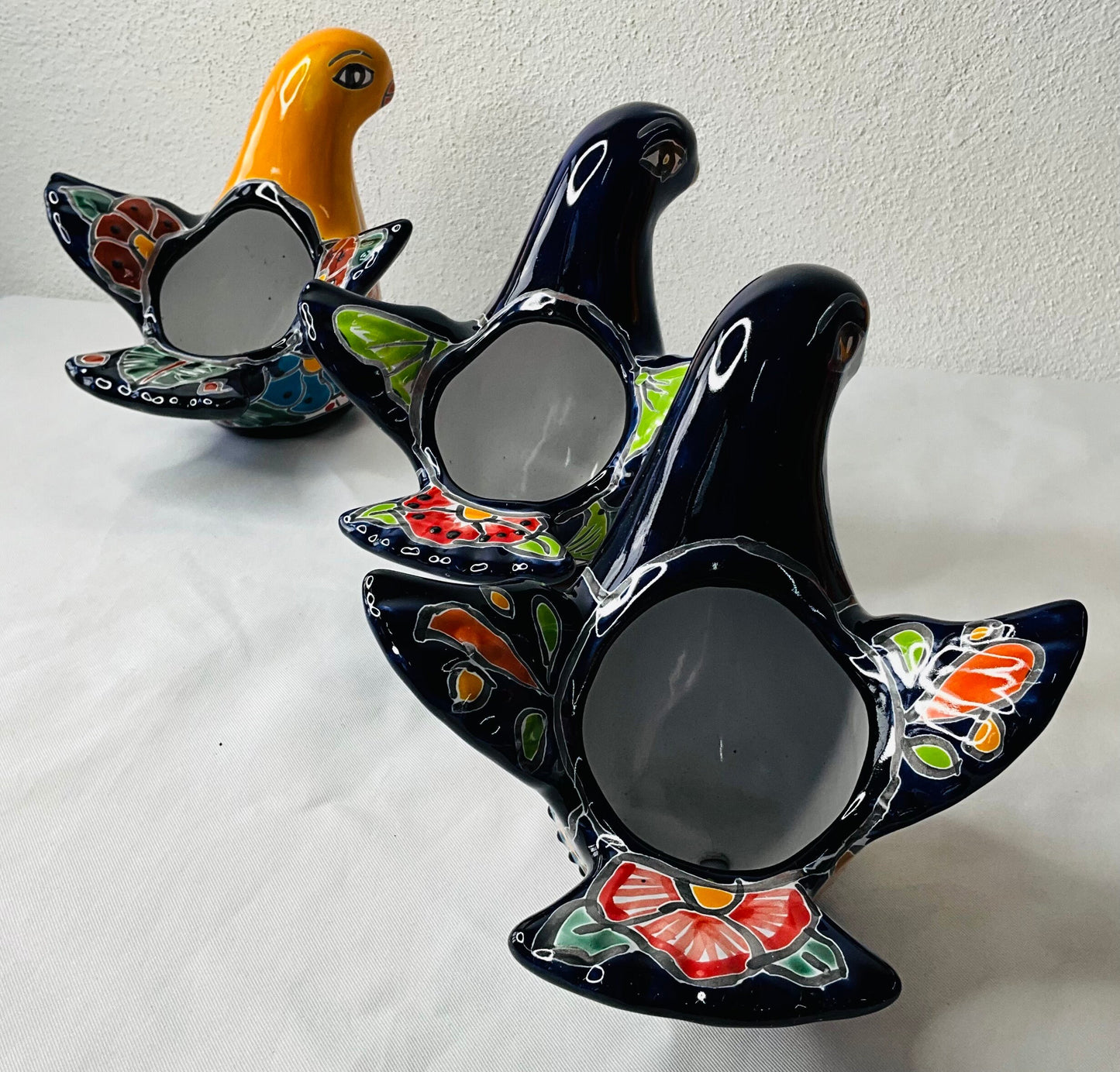 Talavera pigeon flowerpot
