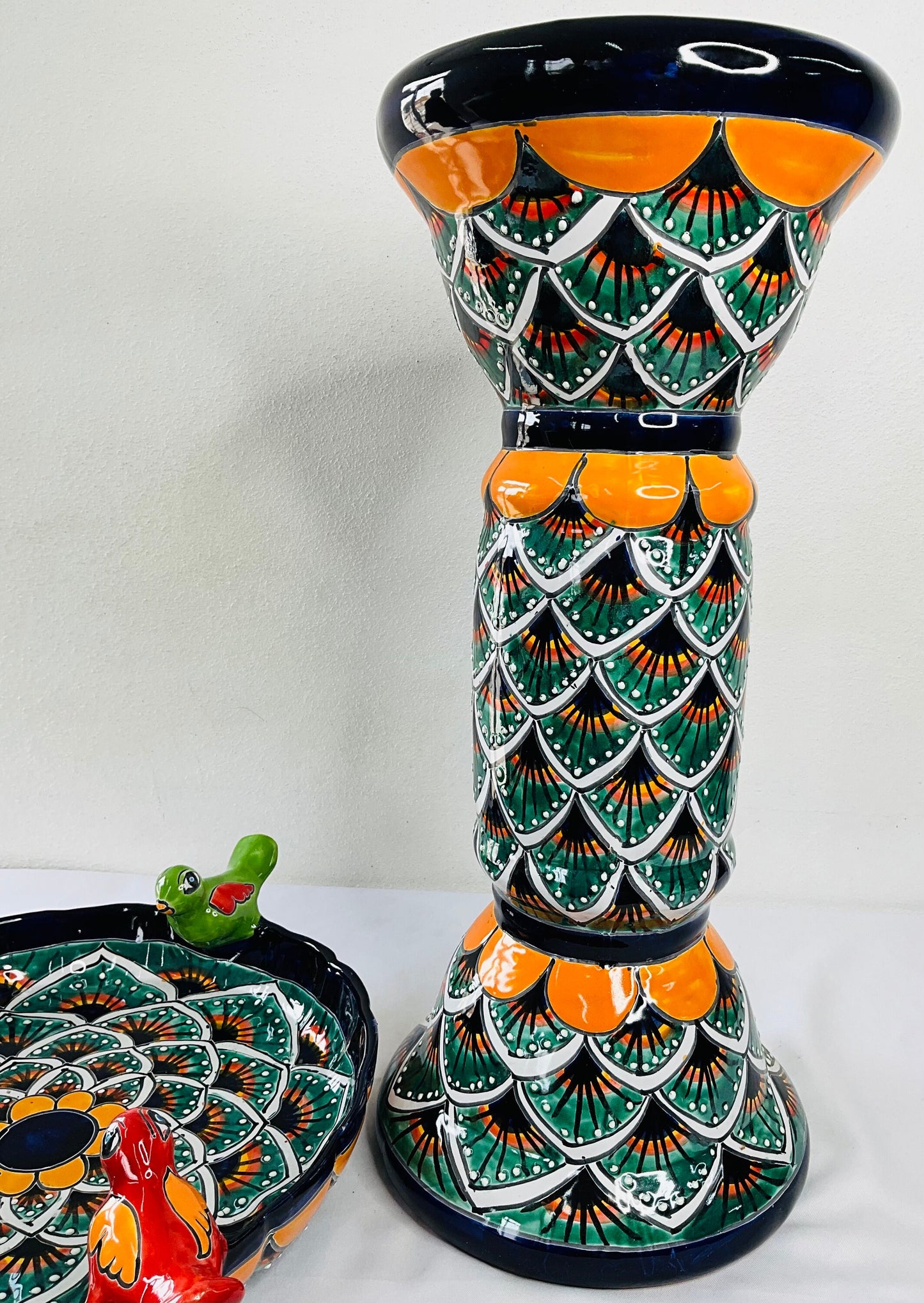 Bebedero más grande para pájaros de Talavera