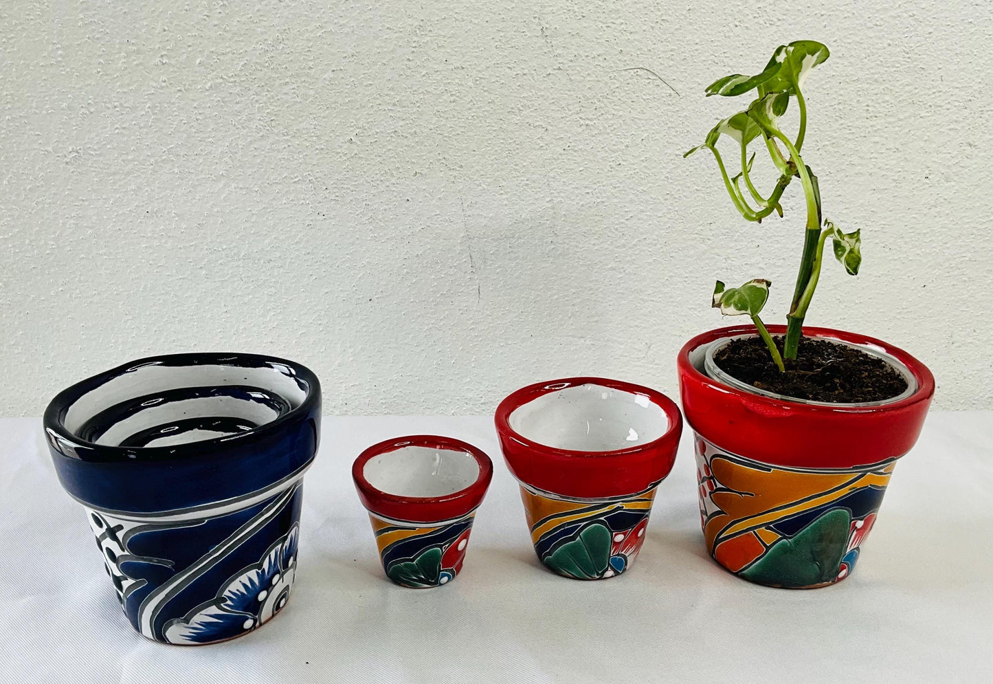 3 Talavera  small  pots