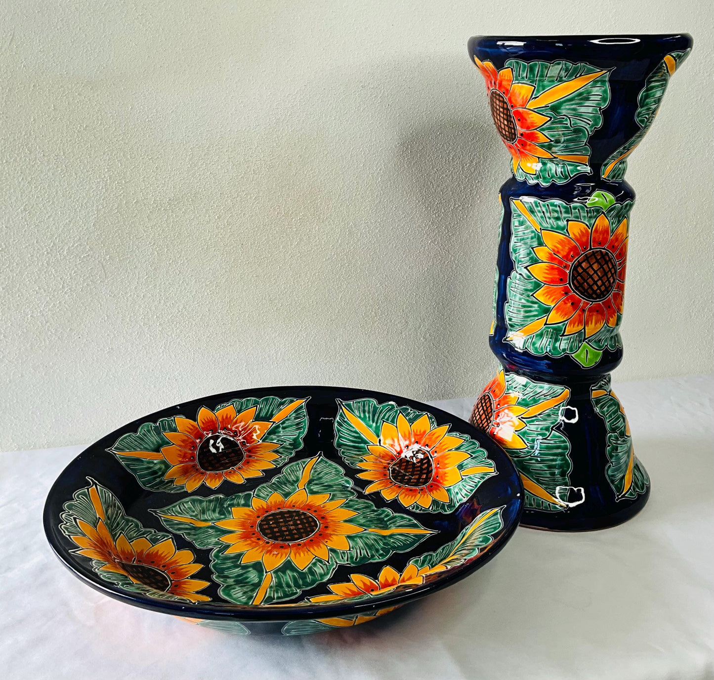 Bebedero más grande para pájaros de Talavera