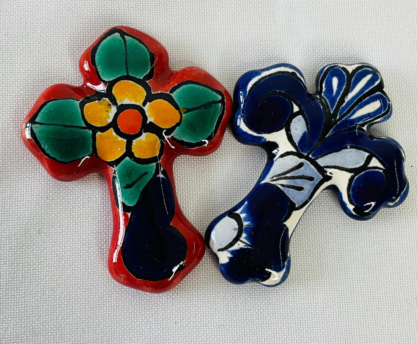 Talavera cross wall mini.