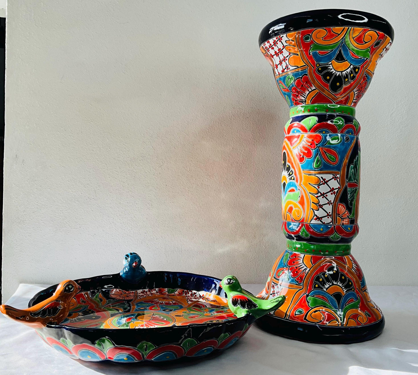 Talavera mexicana. Baño del pájaro de  cerámica