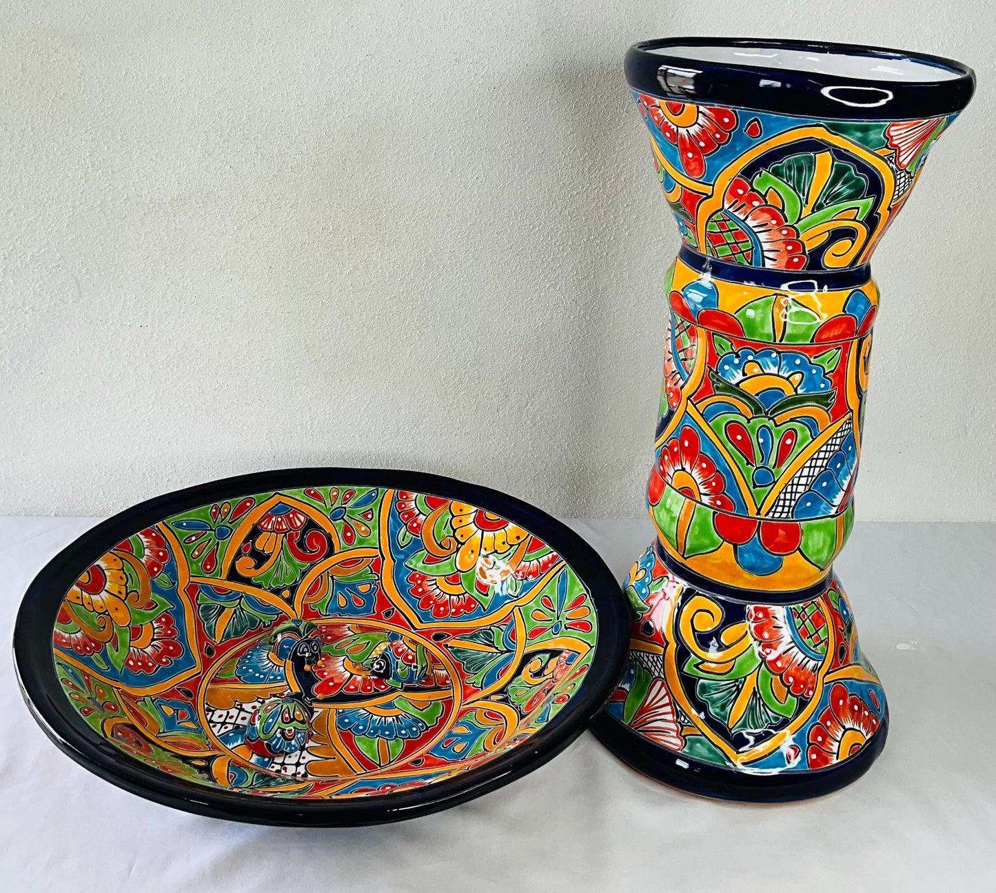 Talavera mexicana. Baño del pájaro de  cerámica