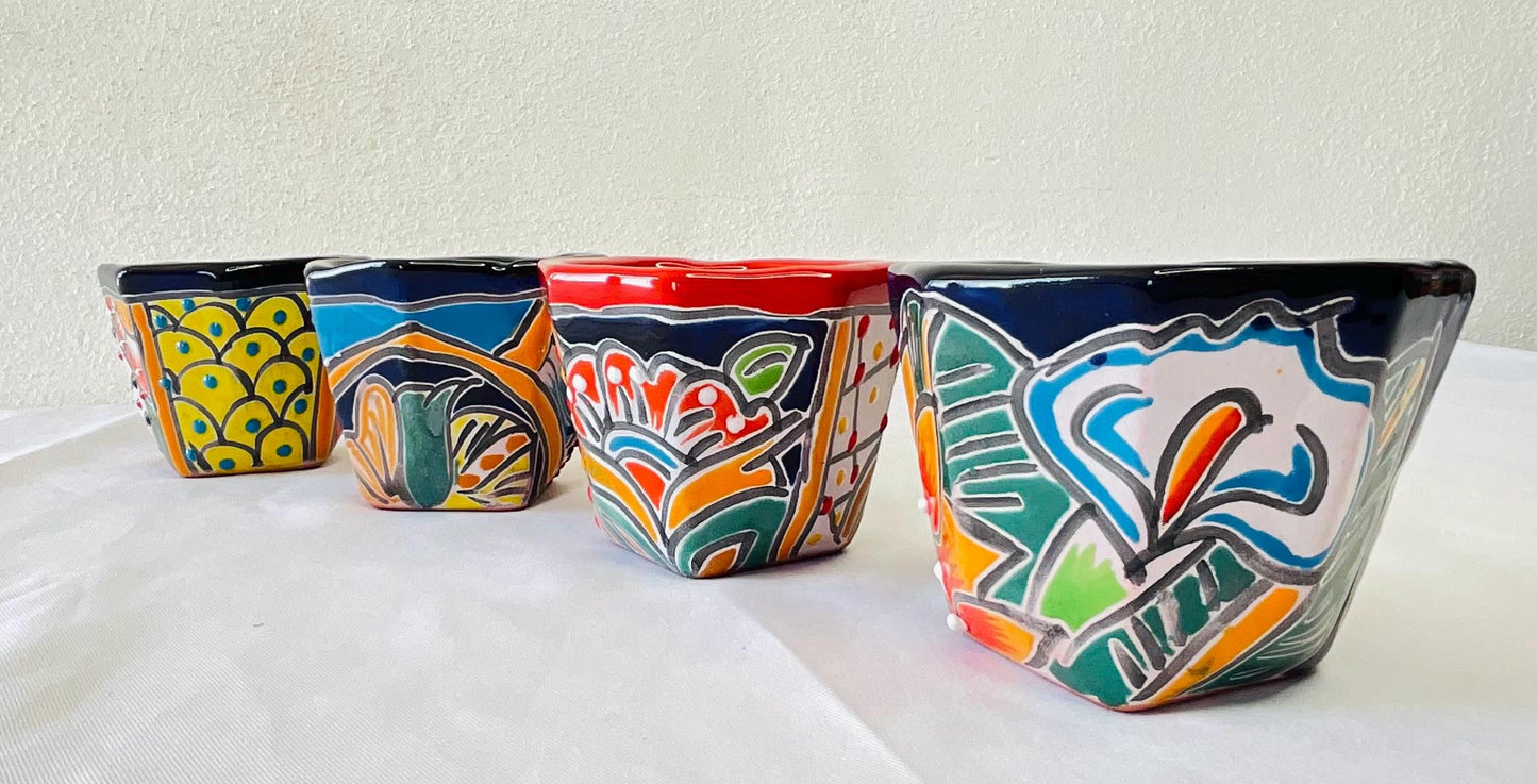 Talavera  small  pots