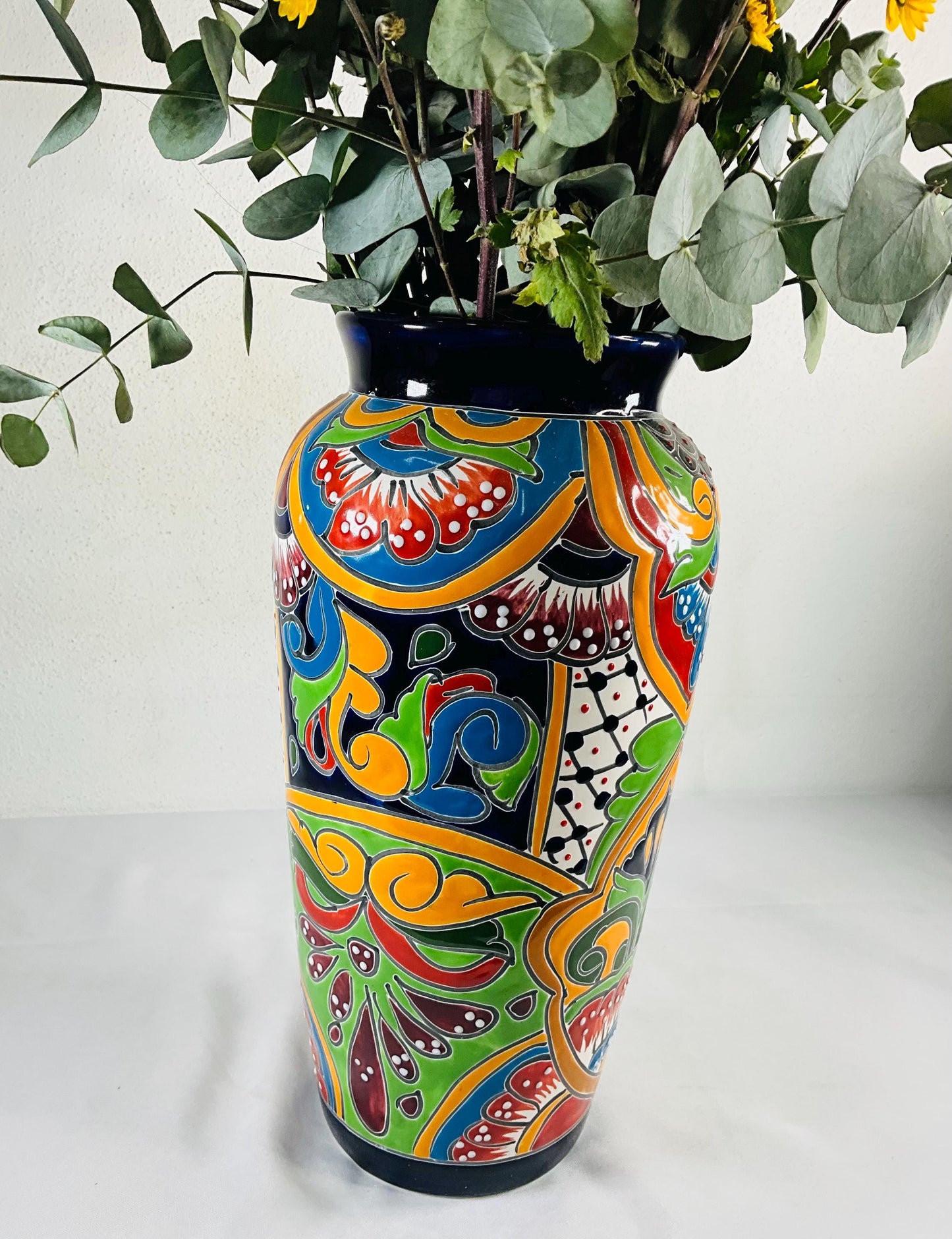 Florero azul elegante de talavera