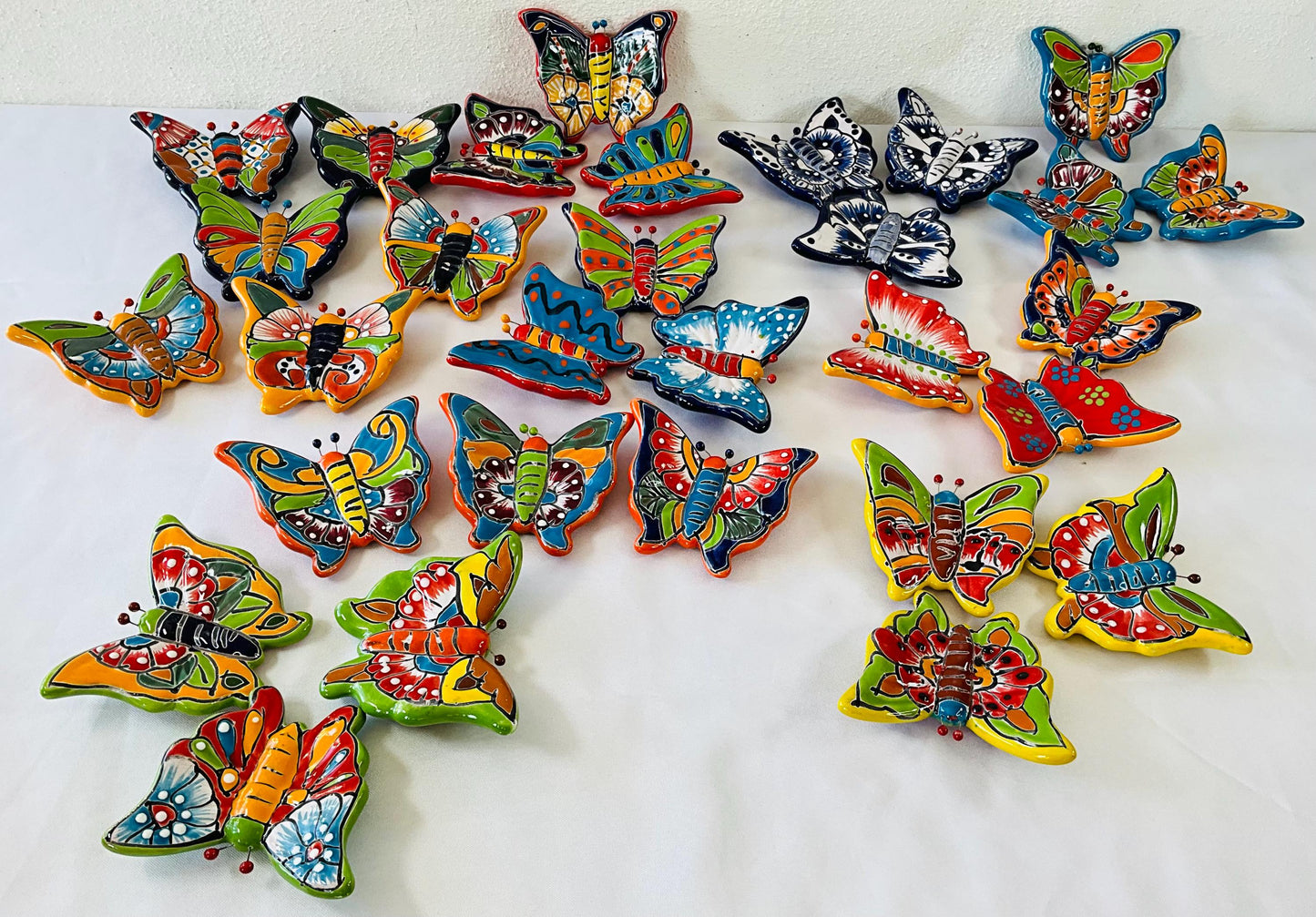 3 Mariposas de Talavera  para pared