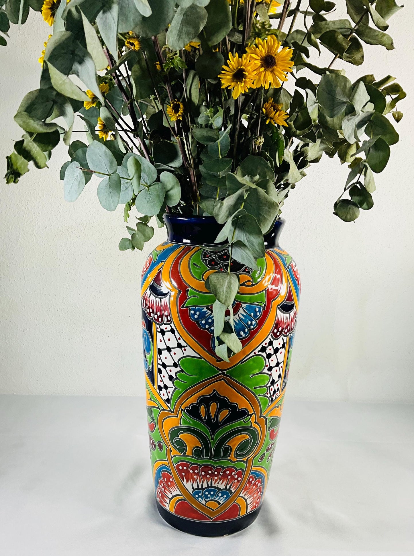 Florero azul elegante de talavera