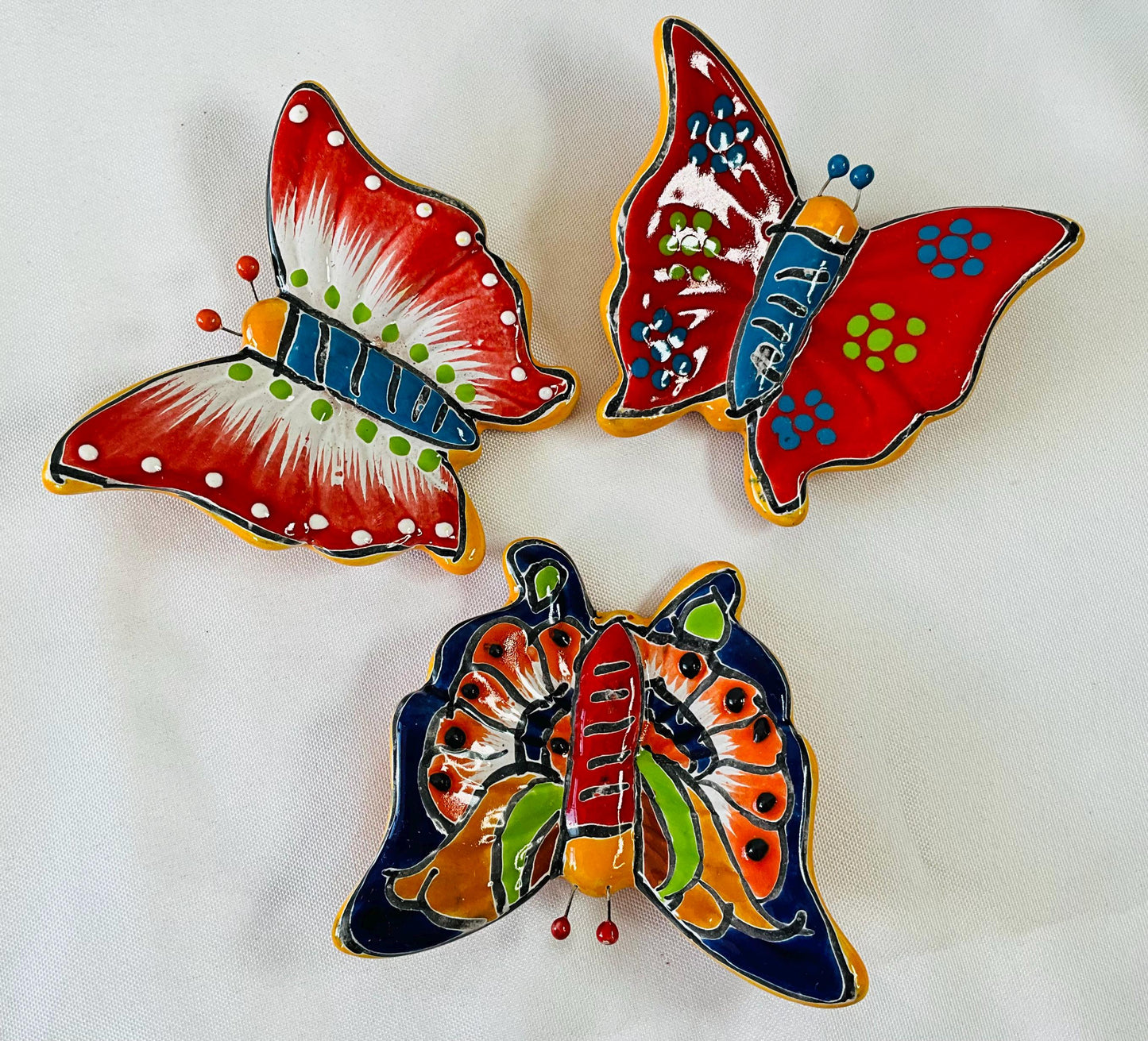 3 Mariposas de Talavera  para pared