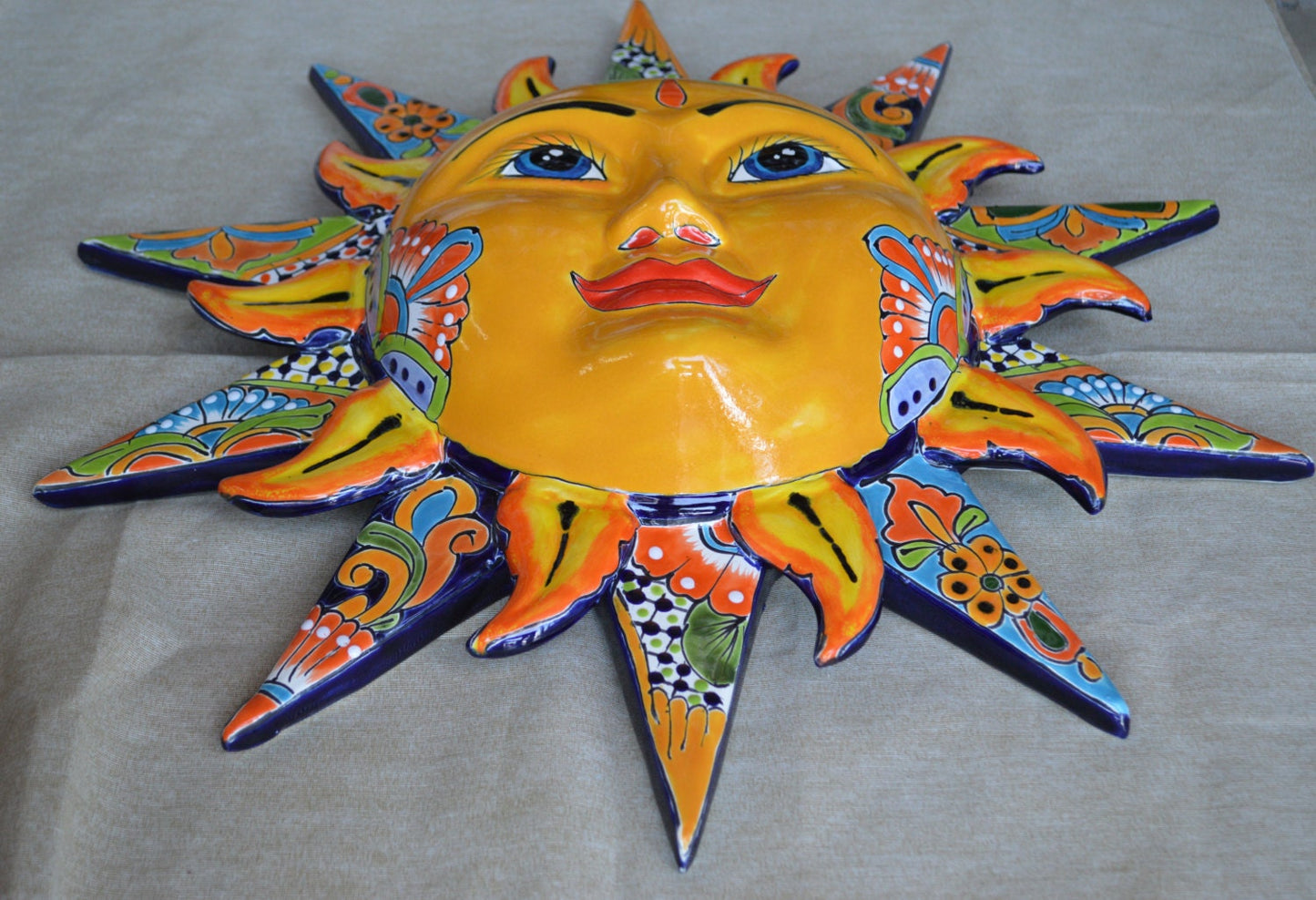 BIG  Talavera Sun with rays