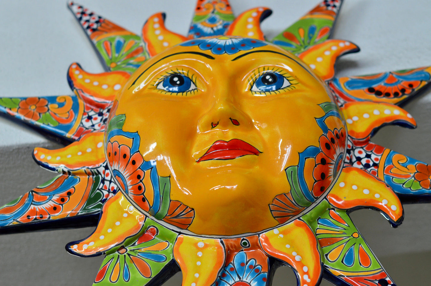 BIG  Talavera Sun with rays