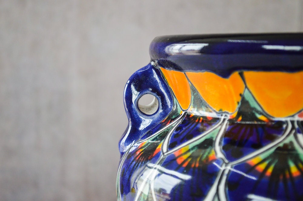 Peacock flowerpot