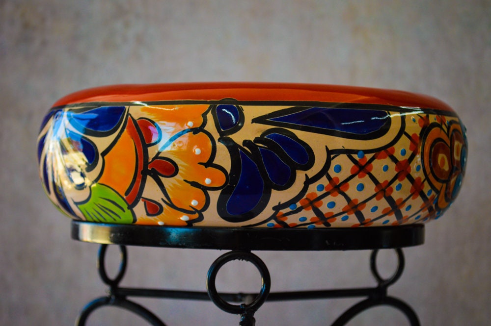 Happy  flowerpot