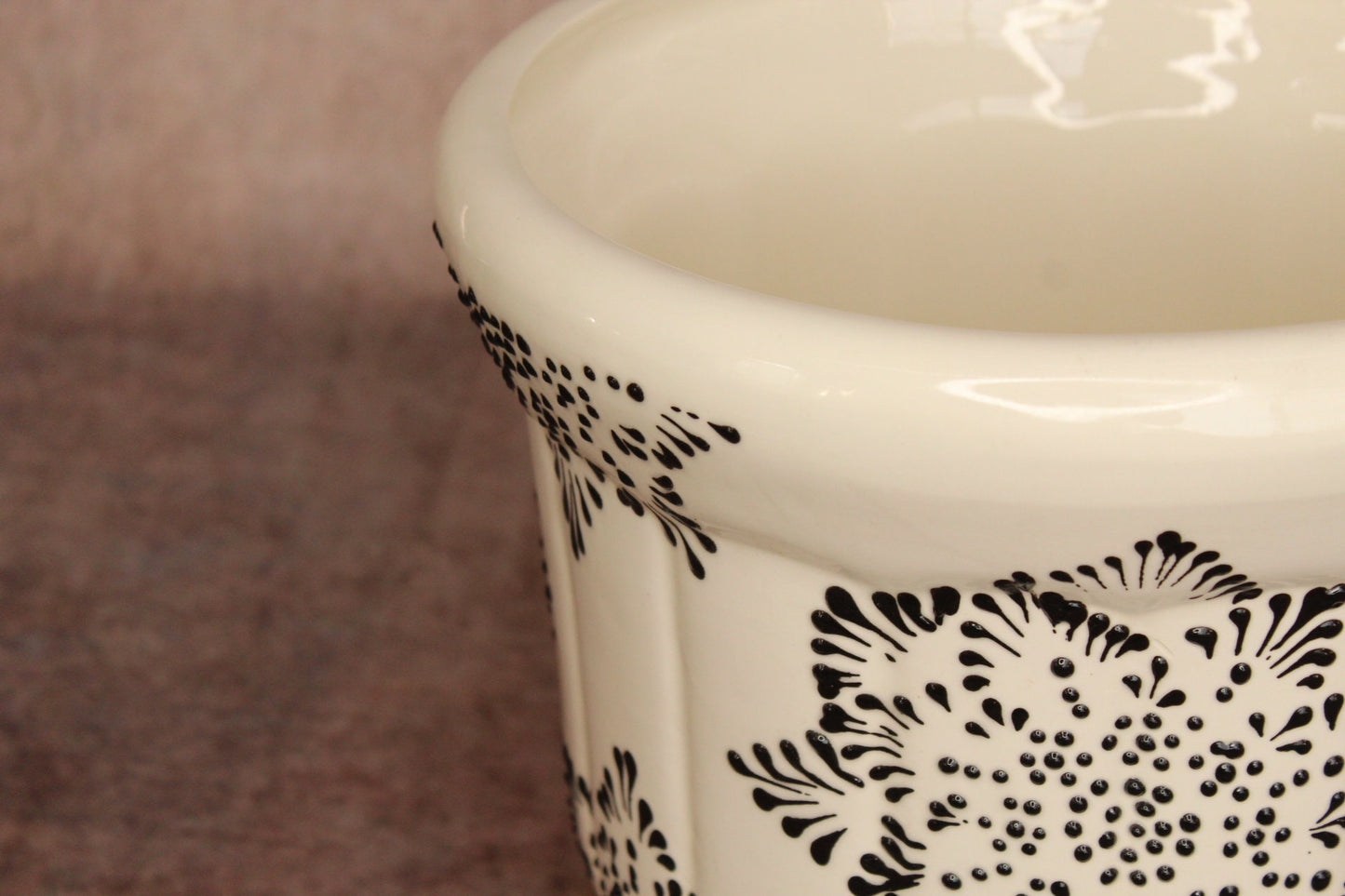 A mushroom Talavera pot