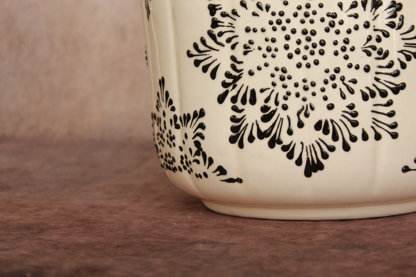 A mushroom Talavera pot